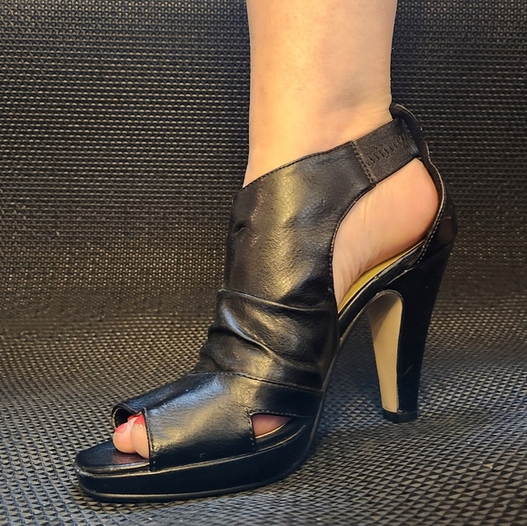 Madden Girl black 4 inch heels - Picture 6 of 11